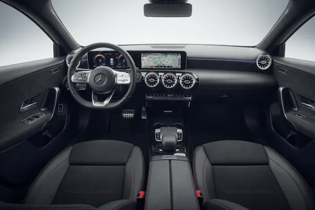 MERCEDES-BENZ A 220 d AMG Line 8G-DCT