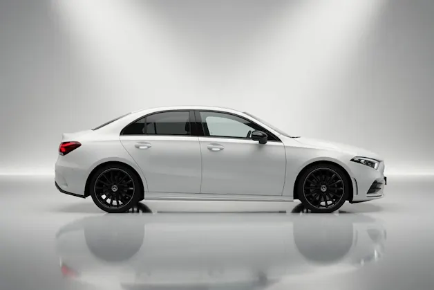 MERCEDES-BENZ A 220 d AMG Line 8G-DCT