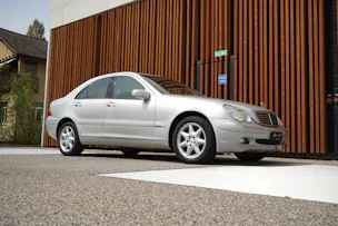 MERCEDES-BENZ C 240 ELÉGANCE AUTOMATIC l 170 PS