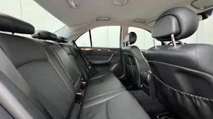 MERCEDES-BENZ C 240 ELÉGANCE AUTOMATIC l 170 PS