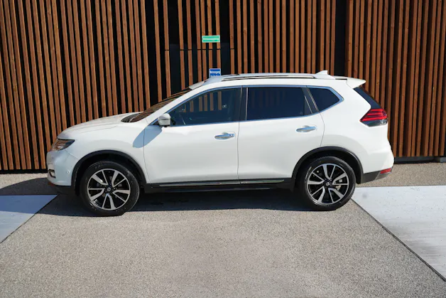 NISSAN X-TRAIL 1.3 DIG-T TEKNA DCT l 158 PS