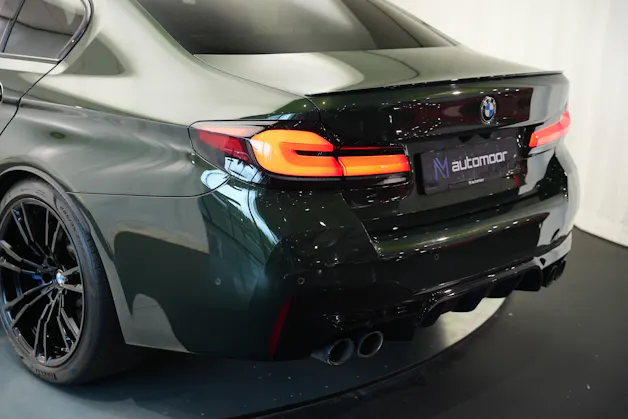 BMW M5 xDrive Competition Drivelogic *Sanremo Grün*