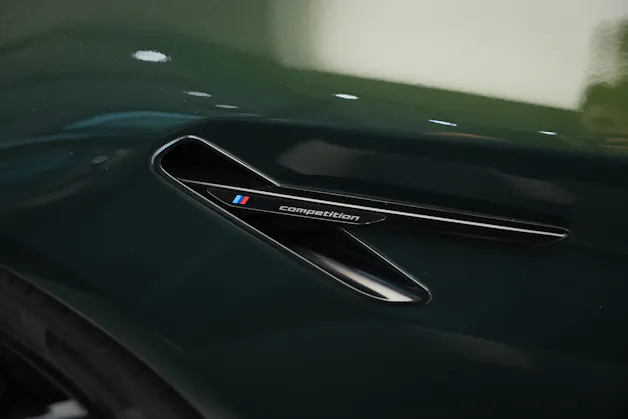 BMW M5 xDrive Competition Drivelogic *Sanremo Grün*