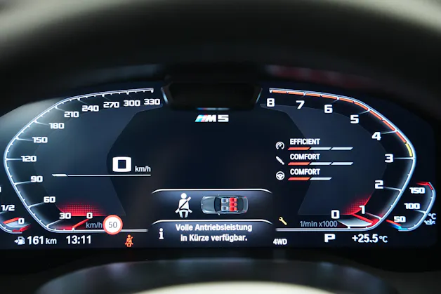 BMW M5 xDrive Competition Drivelogic *Sanremo Grün*
