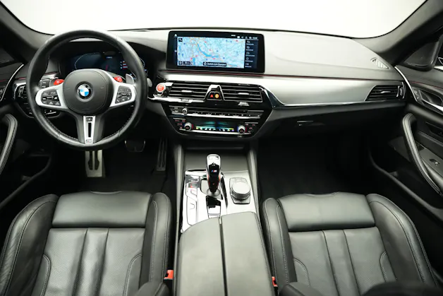 BMW M5 xDrive Competition Drivelogic *Sanremo Grün*