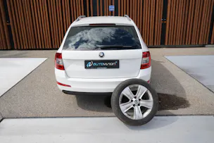 SKODA OCTAVIA COMBI 1.8 TSI ELEGANCE 4x4 DSG l 180 PS