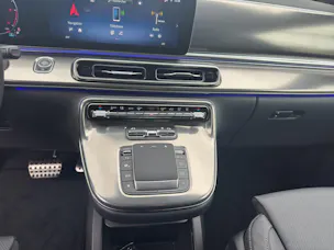 MERCEDES-BENZ V 300 d lang 4Matic Swiss Edition 9G-Tronic