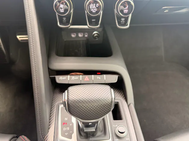 AUDI R8 COUPE 5.2 FSI QUATTRO PERFORMANCE *** 5 JAHRE AUD WERKSGARANTIE & FRISCH AB AUDI SERVICE ***