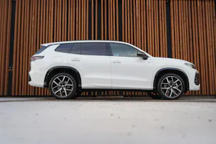 VW TAYRON 2.0 TSI R-LINE BLACK DSG 4MOTION l 204 PS