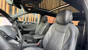 VW TAYRON 2.0 TSI R-LINE BLACK DSG 4MOTION l 204 PS