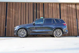 BMW X5 xDRIVE 30d STEPTRONIC M SPORT l 265 PS