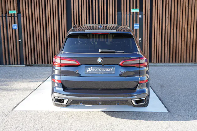 BMW X5 xDRIVE 30d STEPTRONIC M SPORT l 265 PS
