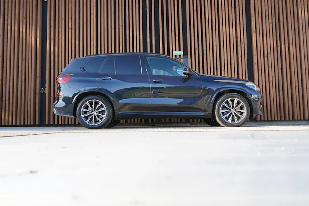 BMW X5 xDRIVE 30d STEPTRONIC M SPORT l 265 PS