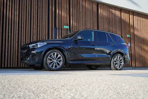 BMW X5 xDRIVE 30d STEPTRONIC M SPORT l 265 PS