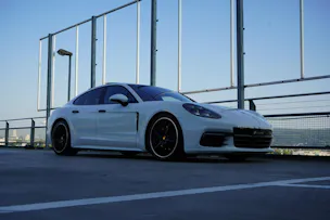 PORSCHE PANAMERA 4S DIESEL PDK BLACK SPORT l 422 PS
