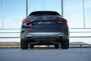 INFINITI Q30 2.2d PREMIUM CITY BLACK AWD DCT l 170 PS