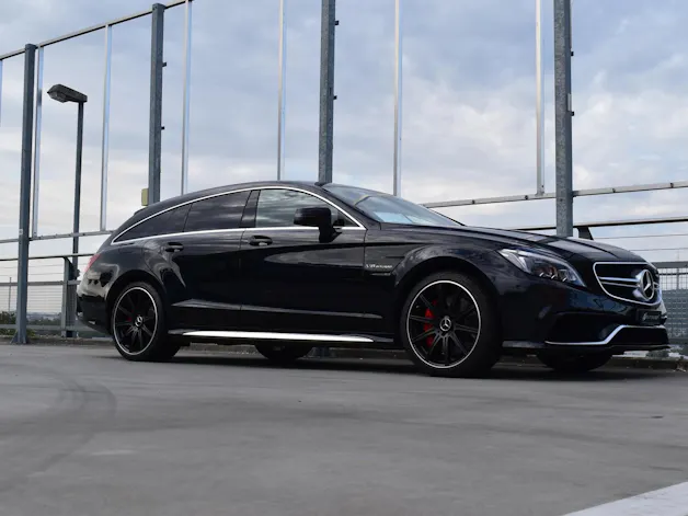 MERCEDES-BENZ CLS SHOOTING BRAKE 63 AMG S 4MATIC SPEEDSHIFT MCT l 585 PS