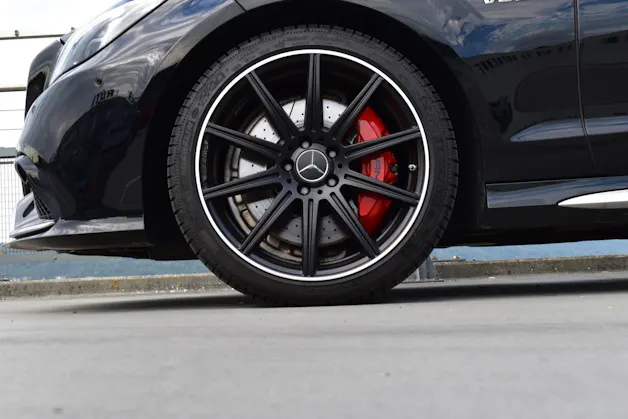 MERCEDES-BENZ CLS SHOOTING BRAKE 63 AMG S 4MATIC SPEEDSHIFT MCT l 585 PS