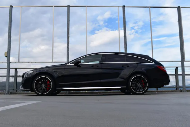 MERCEDES-BENZ CLS SHOOTING BRAKE 63 AMG S 4MATIC SPEEDSHIFT MCT l 585 PS