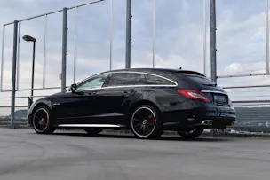 MERCEDES-BENZ CLS SHOOTING BRAKE 63 AMG S 4MATIC SPEEDSHIFT MCT l 585 PS
