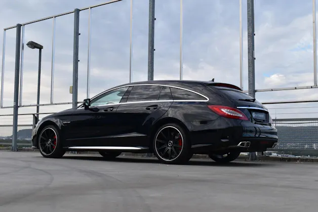 MERCEDES-BENZ CLS SHOOTING BRAKE 63 AMG S 4MATIC SPEEDSHIFT MCT l 585 PS