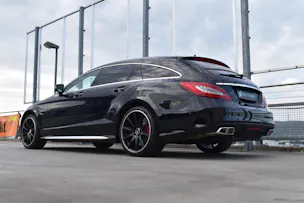 MERCEDES-BENZ CLS SHOOTING BRAKE 63 AMG S 4MATIC SPEEDSHIFT MCT l 585 PS