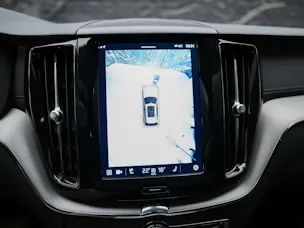 VOLVO XC60 B4 Diesel Mild Hybrid AWD Ultimate Dark Geartronic *Panorama*Head-Up*Standheizung*