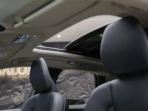 VOLVO XC60 B4 Diesel Mild Hybrid AWD Ultimate Dark Geartronic *Panorama*Head-Up*Standheizung*