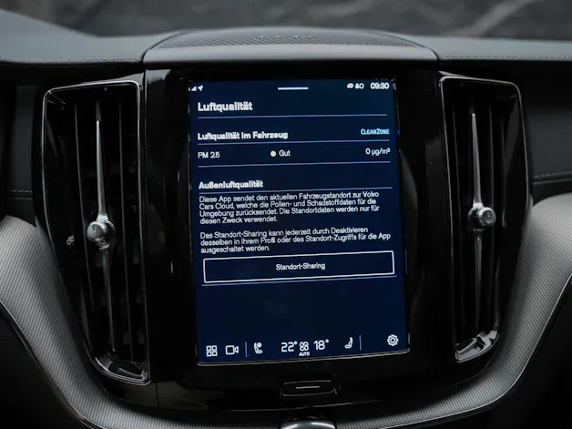VOLVO XC60 B4 Diesel Mild Hybrid AWD Ultimate Dark Geartronic *Panorama*Head-Up*Standheizung*