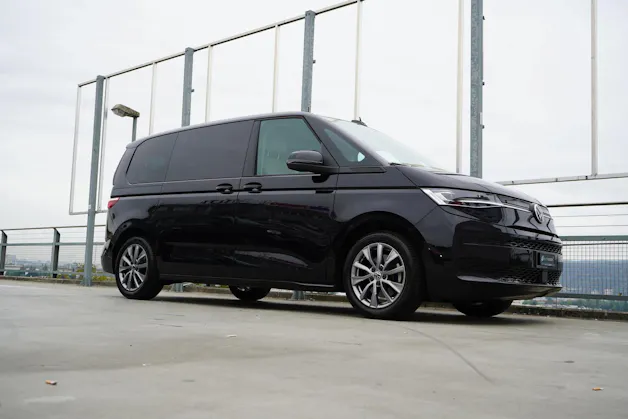 VW MULTIVAN 2.0 TSI LIFE SPORT BLACK DSG l 204 PS