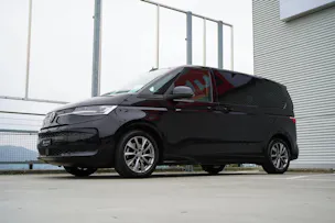 VW MULTIVAN 2.0 TSI LIFE SPORT BLACK DSG l 204 PS