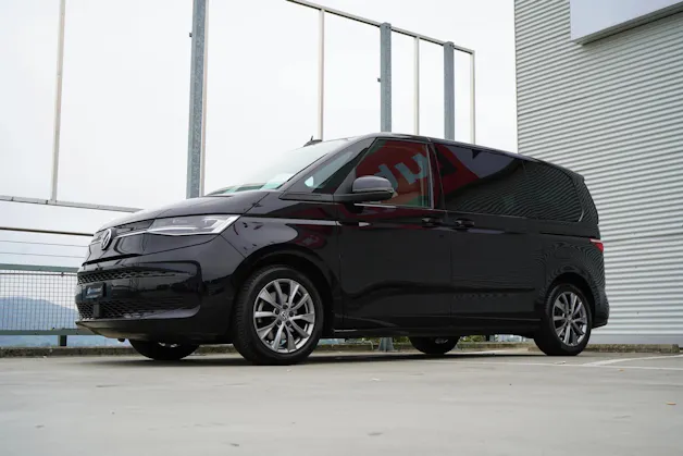 VW MULTIVAN 2.0 TSI LIFE SPORT BLACK DSG l 204 PS