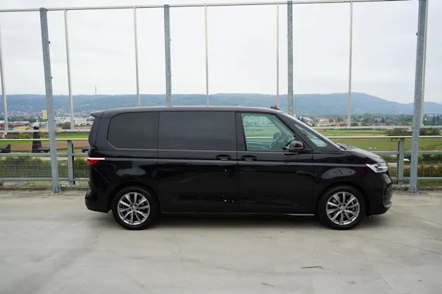 VW MULTIVAN 2.0 TSI LIFE SPORT BLACK DSG l 204 PS