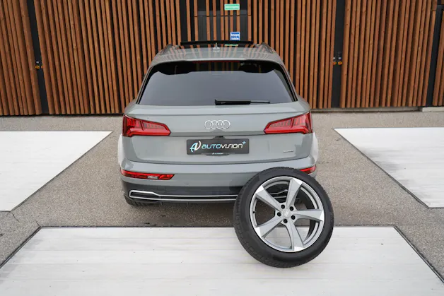 AUDI Q5 50 TDI QUATTRO S-LINE SPORT PLUS BLACK l 286 PS