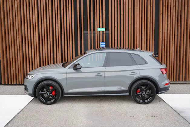 AUDI Q5 50 TDI QUATTRO S-LINE SPORT PLUS BLACK l 286 PS