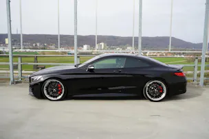 MERCEDES-BENZ S 63 AMG COUPÉ 4MATIC BLACK SPEEDSHIFT MCT l 585 PS
