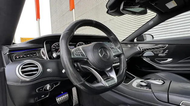 MERCEDES-BENZ S 63 AMG COUPÉ 4MATIC BLACK SPEEDSHIFT MCT l 585 PS