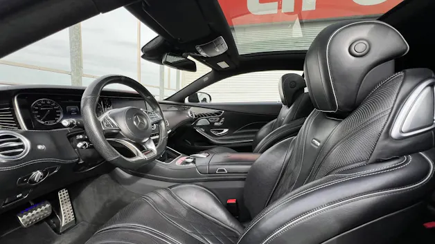 MERCEDES-BENZ S 63 AMG COUPÉ 4MATIC BLACK SPEEDSHIFT MCT l 585 PS