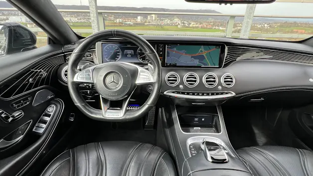 MERCEDES-BENZ S 63 AMG COUPÉ 4MATIC BLACK SPEEDSHIFT MCT l 585 PS