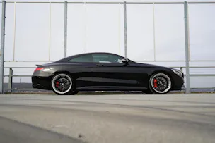 MERCEDES-BENZ S 63 AMG COUPÉ 4MATIC BLACK SPEEDSHIFT MCT l 585 PS