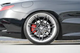 MERCEDES-BENZ S 63 AMG COUPÉ 4MATIC BLACK SPEEDSHIFT MCT l 585 PS