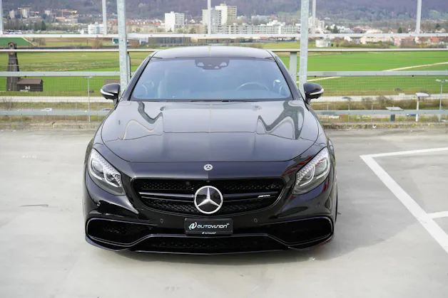 MERCEDES-BENZ S 63 AMG COUPÉ 4MATIC BLACK SPEEDSHIFT MCT l 585 PS