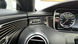 MERCEDES-BENZ S 63 AMG COUPÉ 4MATIC BLACK SPEEDSHIFT MCT l 585 PS