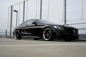 MERCEDES-BENZ S 63 AMG COUPÉ 4MATIC BLACK SPEEDSHIFT MCT l 585 PS