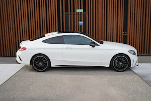 MERCEDES-BENZ C 43 AMG PREMIUM + NIGHT EDITION 4MATIC 9G-TRONIC l 390 PS