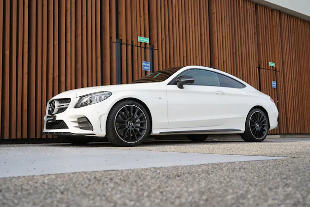MERCEDES-BENZ C 43 AMG PREMIUM + NIGHT EDITION 4MATIC 9G-TRONIC l 390 PS