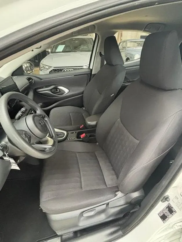 Toyota Yaris 1.5 Active e-CVT