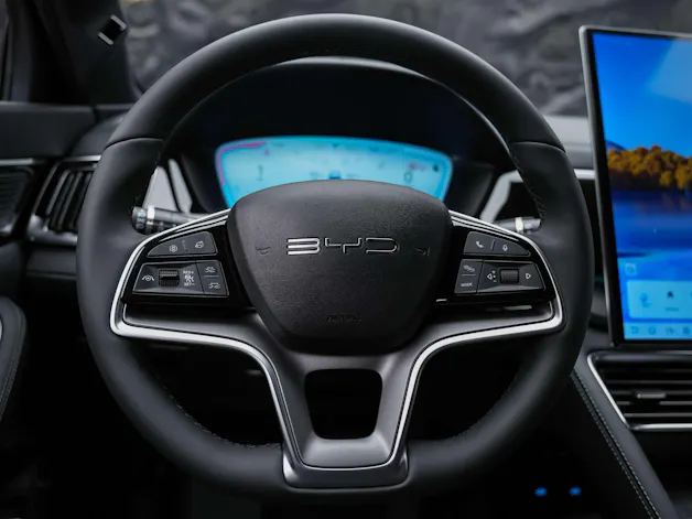 BYD Seal U DM-i Design AWD *SOFORT Verfügbar*Werksgarantie*Lenkradheizung*Sitzbelüftung*360° Kamera*
