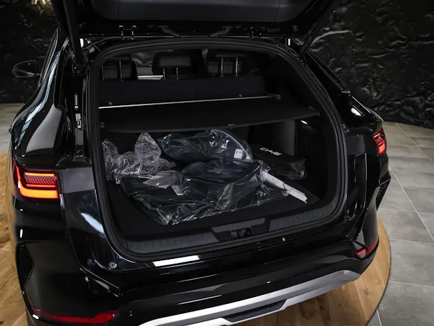 BYD Seal U DM-i Design AWD *SOFORT Verfügbar*Werksgarantie*Lenkradheizung*Sitzbelüftung*360° Kamera*