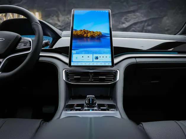 BYD Seal U DM-i Design AWD *SOFORT Verfügbar*Werksgarantie*Lenkradheizung*Sitzbelüftung*360° Kamera*